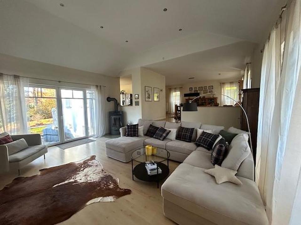 Großzügiges Architektenhaus mit Einliegerwohnung Wiehl Zentrumslage – Bild 4