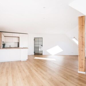 Helle Zwei-Raum-Wohnung mit offener Wohnküche in Top-Lage!