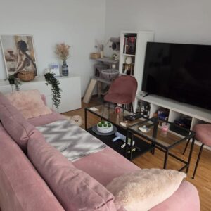 2-Zimmer-Wohnung in Charlottenburg – Neubau, Fußbodenheizung, voll möbliert, Balkon