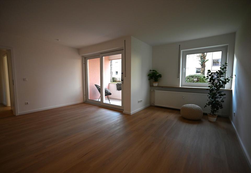 Sehr schöne, modernisierte 3-ZW mit Loggia und Stellplatz nähe Fürther Klinikum – Bild 14