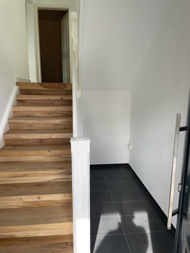 BAD SODEN im TAUNUS - 2 Familienhaus - EG Wohnung Erstbezug – Bild 2