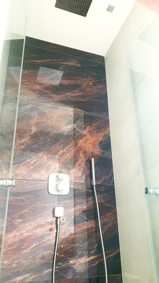 Terassenwohnung mit Kamin, Küche, 2 Stellpl, Gebäudeservice inkl. – Bild 9