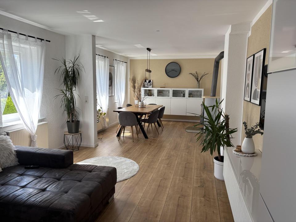 Kernsaniertes Einfamilienhaus in bester Lage – Bild 13