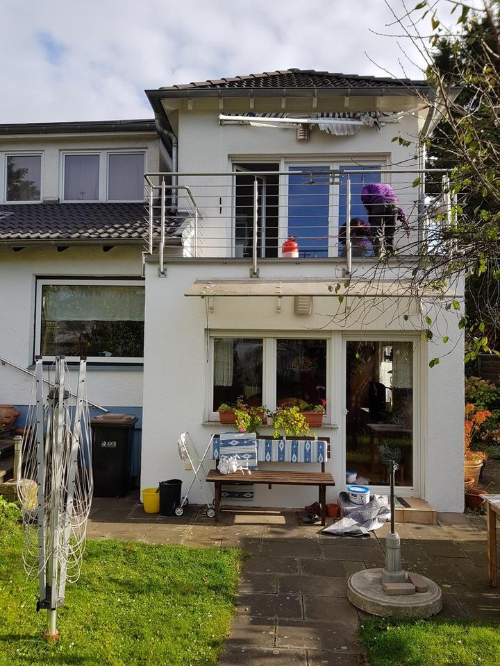 Zweifamilienrheieneckhaus mit 2 Eingängen in Köln Heimersdorf