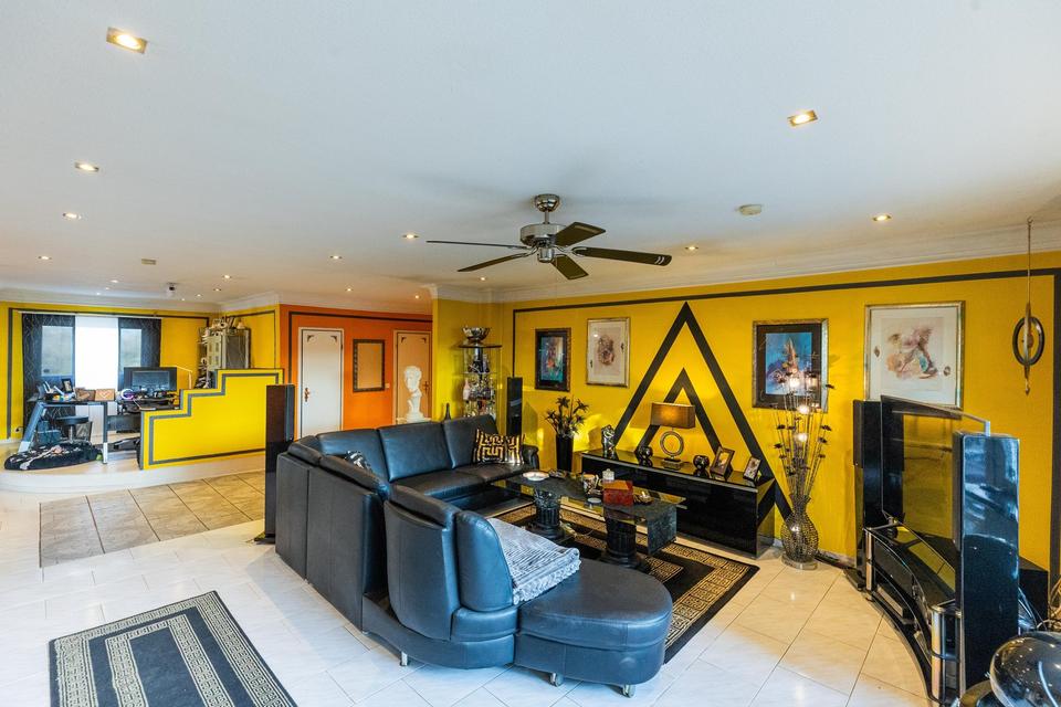 Wohnen wie im Haus: 250 m² auf einer Ebene , separater Eingang, riesen Terrasse – Bild 8