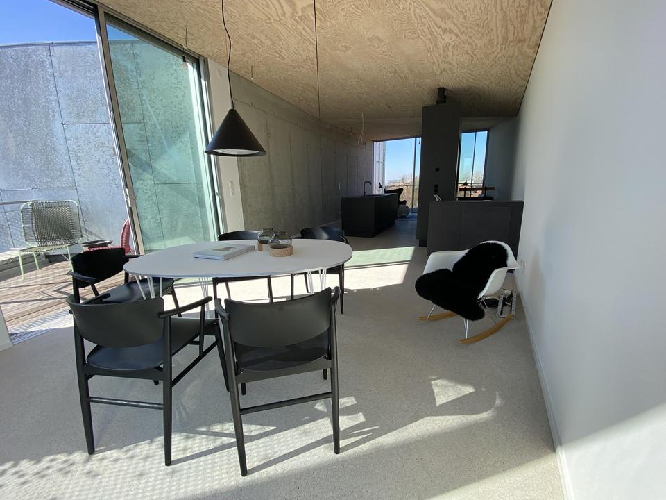 Bilker Bunker - Wohnen über den Dächern von Düsseldorf / Living above the roofs of Düsseldorf – Bild 12