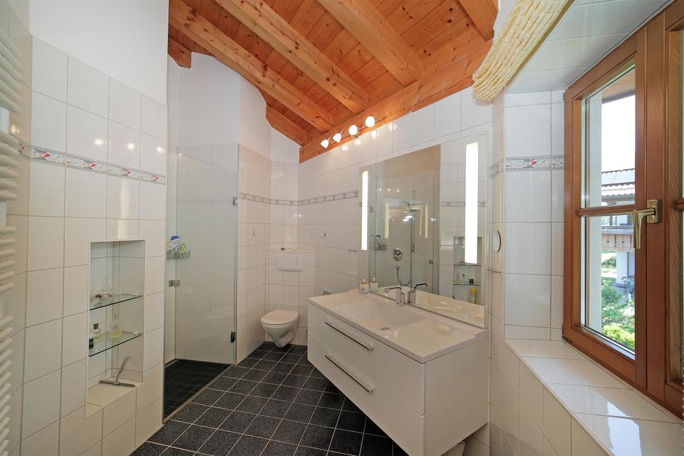 Wunderschönes EFH im Landhausstil – Bild 8