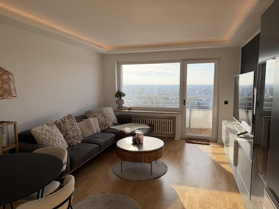 *Provisionsfrei* Helle, offene und modernisierte Wohnung in Kaarst