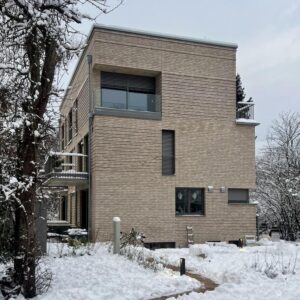 Perfekte 4-Zimmer-Wohnung mit Terrasse, Balkon und EBK in HH Iserbrook