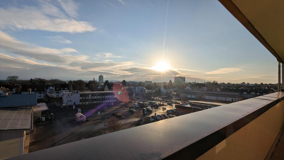 Coloneo: Hochwertige 2,5-Zi-Penthouse-Wohnung mit Dachterrasse – Bild 3