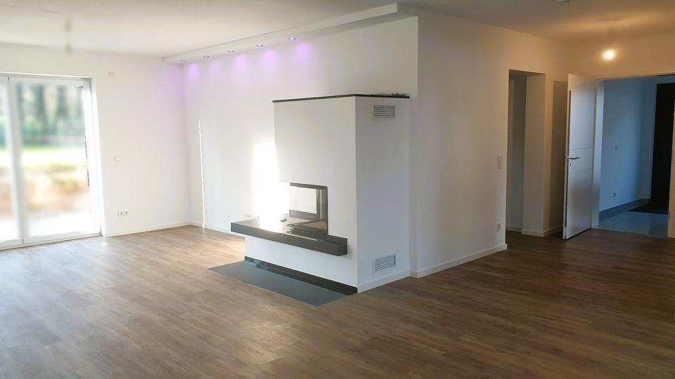 Terassenwohnung mit Kamin, Küche, 2 Stellpl, Gebäudeservice inkl. – Bild 6