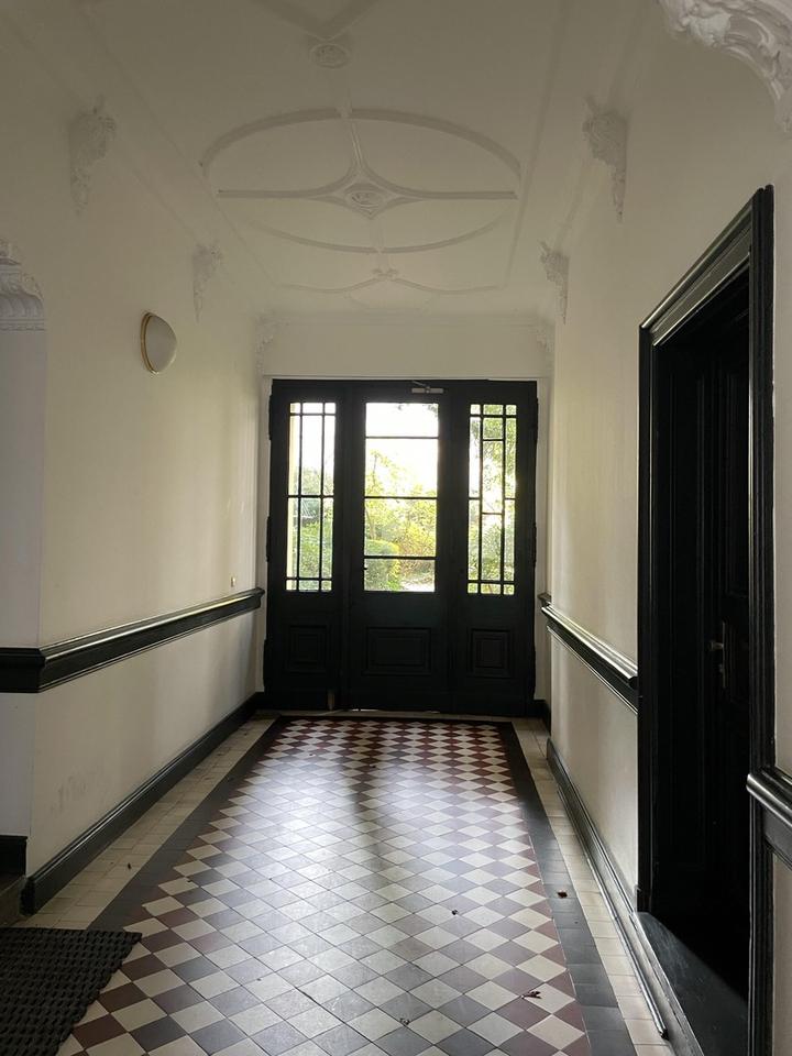 Top Lage.Liebevoll sanierte Wohnung Savignyplatz – Bild 4