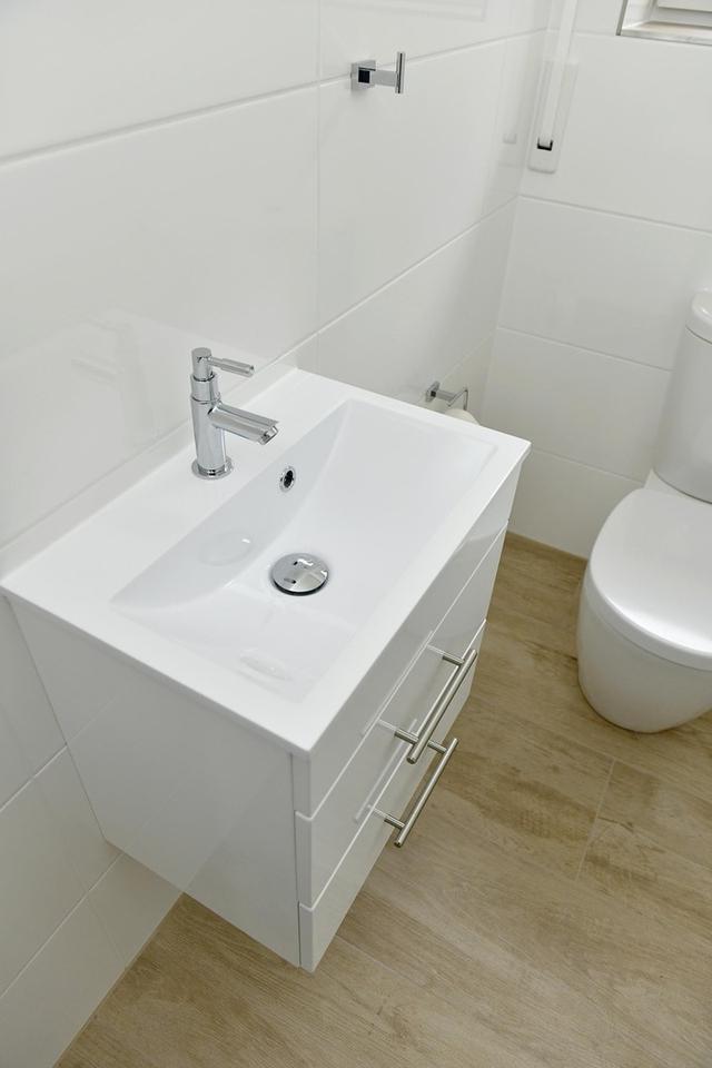 Großzügige, helle 3-Zimmer Erdgeschosswohnung mit Rundumblick ins Grüne – Bild 5