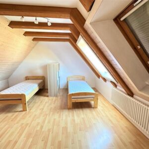 2,5 Zimmer Dachgeschoss Wohnung