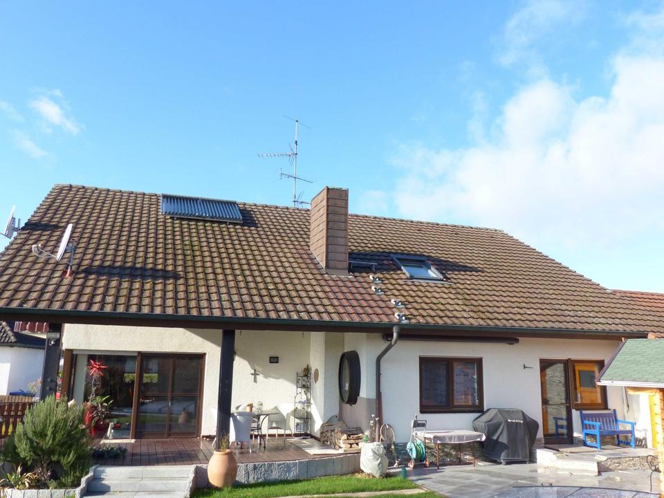 2,5 Familienhaus mit Blauenblick