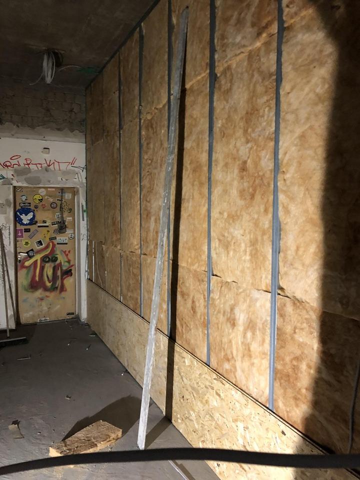 Lagerfläche - am Bremer Hauptbahnhof - Lagerfläche – Bild 13