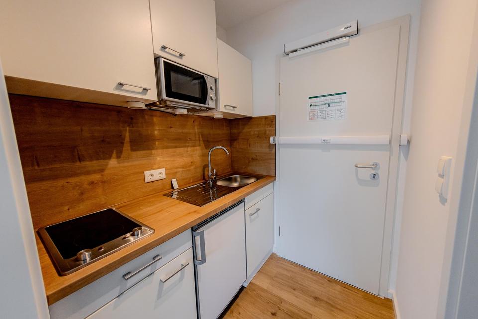 NEU renovierte Wohnung Kurzone 1 mit Balkon und TG Stellplatz – Bild 8