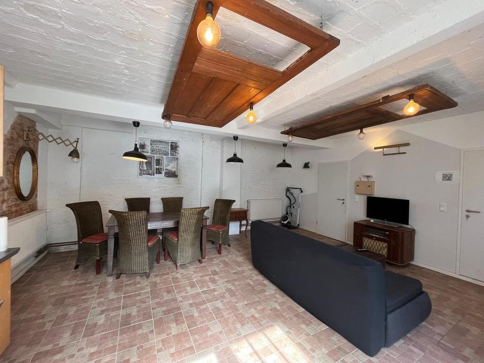 Möbliertes 4-Raum-Apartment/Furnished 4-Room Apartment with Terrace – Bild 10