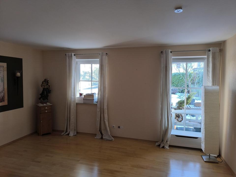 Zweifamilienhaus Gartenwohnung mit Einliegerwohnung, Terrasse & Garage in ruhiger Traumlage – Bild 11