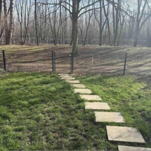 Stilvolle, sanierte 2-Zimmer-Gartenwohnung mit Terrasse in Moosach