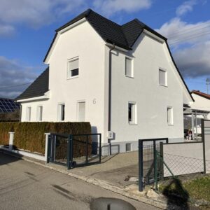Kernsaniertes Einfamilienhaus in bester Lage