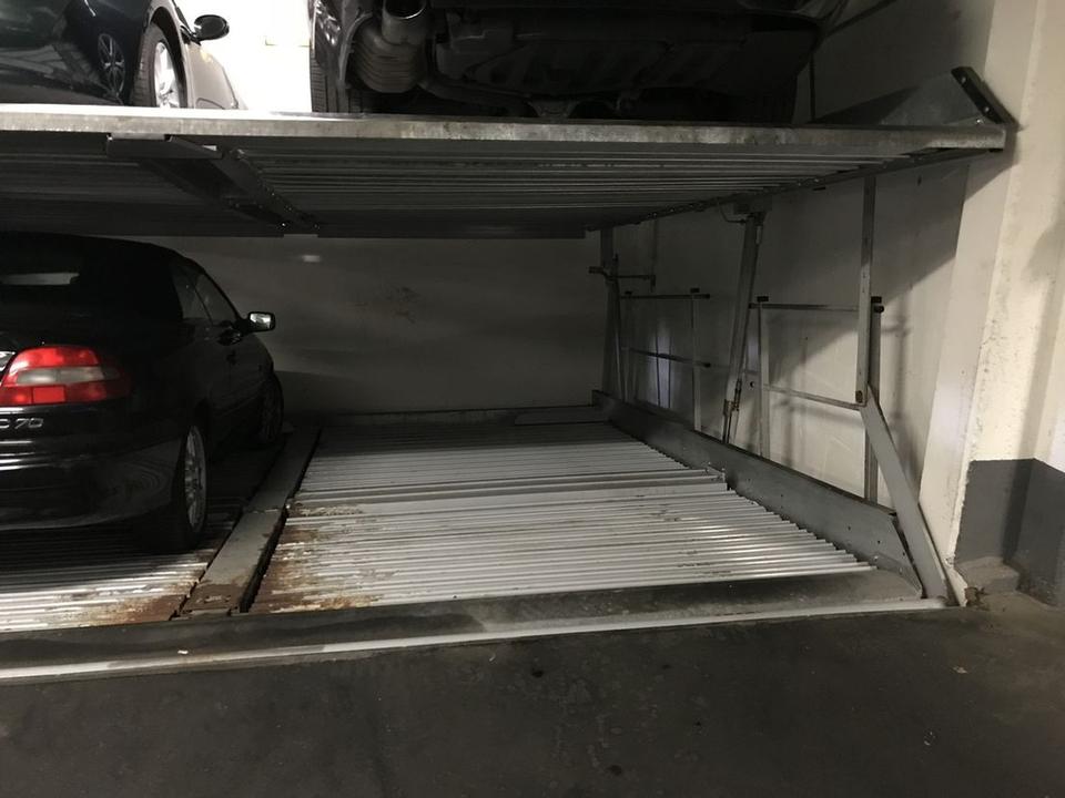 Stapelparkerstellplatz zu vermieten