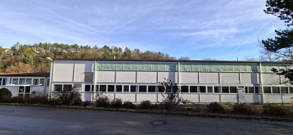 Vielseitige Gewerbehalle / Produktionshalle / Lager – Bild 2