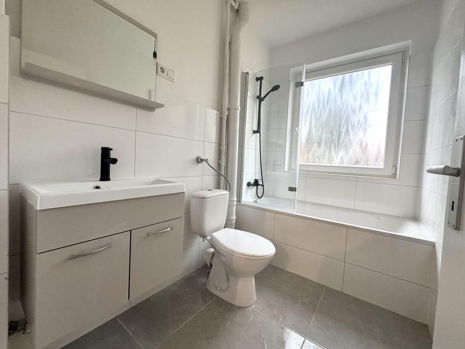 Sofort einziehen! Modernisierte 3-Zimmerwohnung mit Terrasse – Bild 8