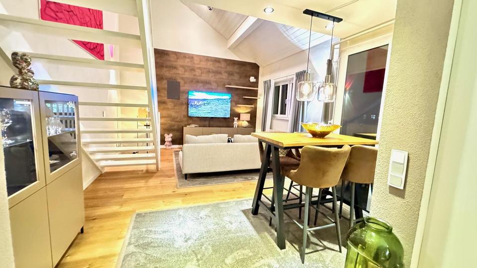 Aussergewönlich Wohnen 2-R- Galerie möbliert mit Dachterrasse Traumküche Lift u.TG ! – Bild 3