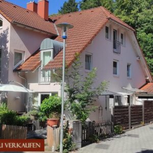 Sonnig wohnen - DHH in Staufen im Breisgau