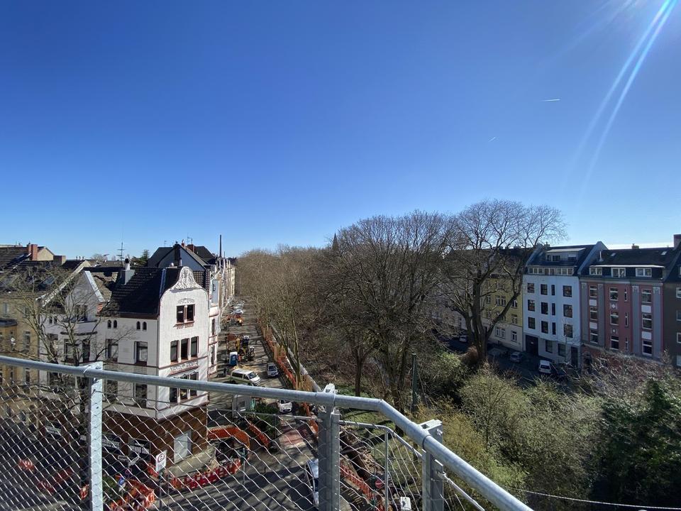 Bilker Bunker - Wohnen über den Dächern von Düsseldorf / Living above the roofs of Düsseldorf – Bild 29