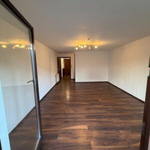 Schöne 1-Zimmerwohnung mit eigener Terrasse, Einbauküche und Stellplatz