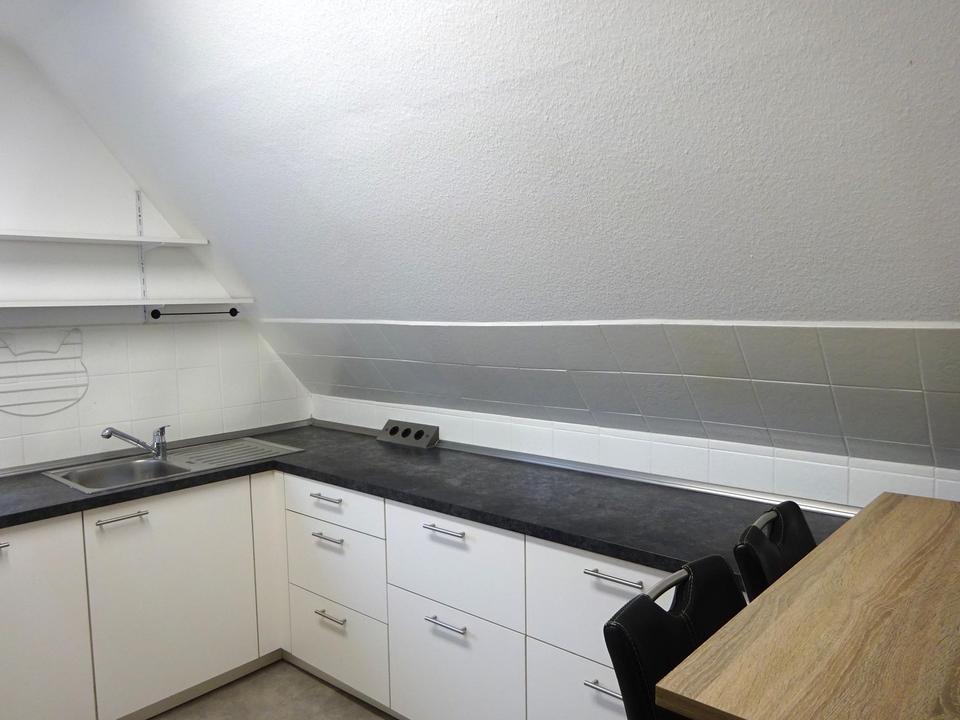 Alleinstehendes Einfamilienhaus für die große Familie/ Ideales Mehrgenerationenhaus – Bild 10