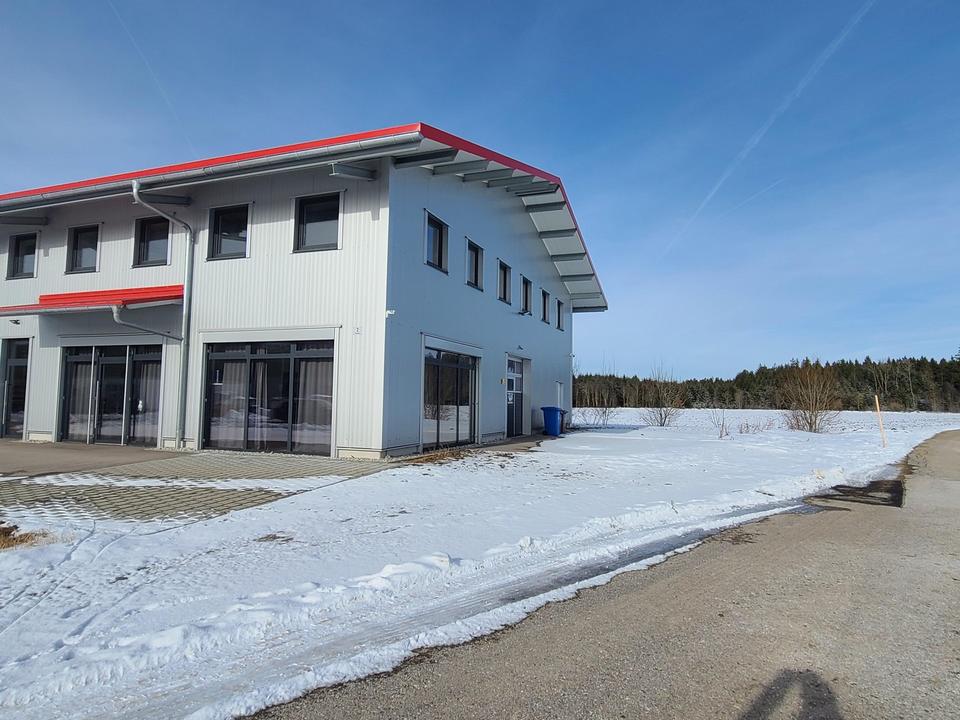 Gewerbefläche Halle Büro Lager Produktion – Bild 2