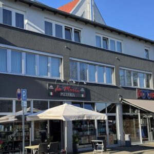 Attraktive Laden-/ Caféfläche mit Außenbereich (provisionsfrei)