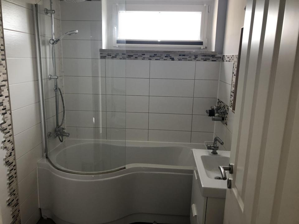 Vermietete, modernisierte 4,5-Zimmer-Wohnung mit Balkon und EBK in Landshut – Bild 12