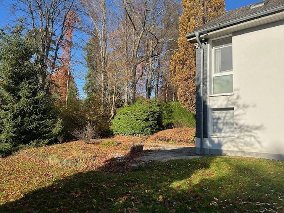 Großzügiges Architektenhaus mit Einliegerwohnung Wiehl Zentrumslage – Bild 8