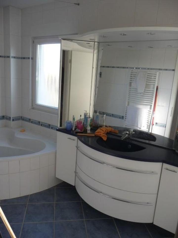 Zweifamilienrheieneckhaus mit 2 Eingängen in Köln Heimersdorf – Bild 12