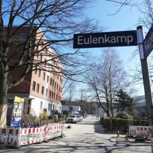 1,5 Zi. Saniert, Erstbezug, v. priv. EBK, Vollbad, ruhige Lage, frei Lieferbar,U-Bahn 5min, Wandsbek