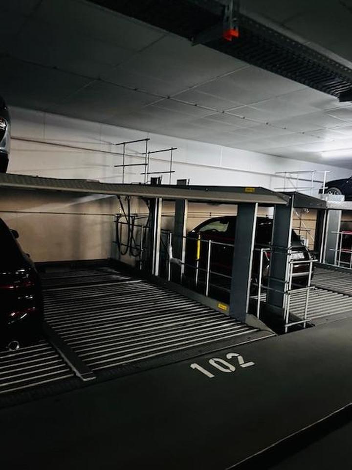 Schöne, lichtdurchflutete voll möbilierte zwei Zimmer Wohnung in Ludwigsvorstadt – Bild 14