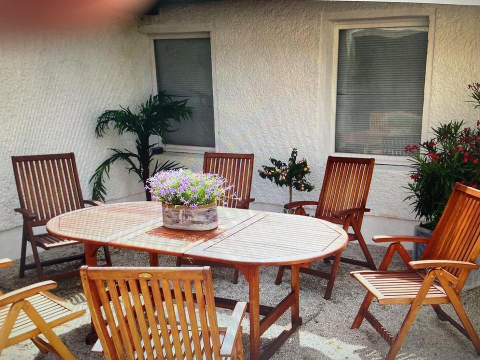 Möbliertes 4-Raum-Apartment/Furnished 4-Room Apartment with Terrace – Bild 9