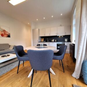 2-room Apartment /Furnished / Vollmöbliert