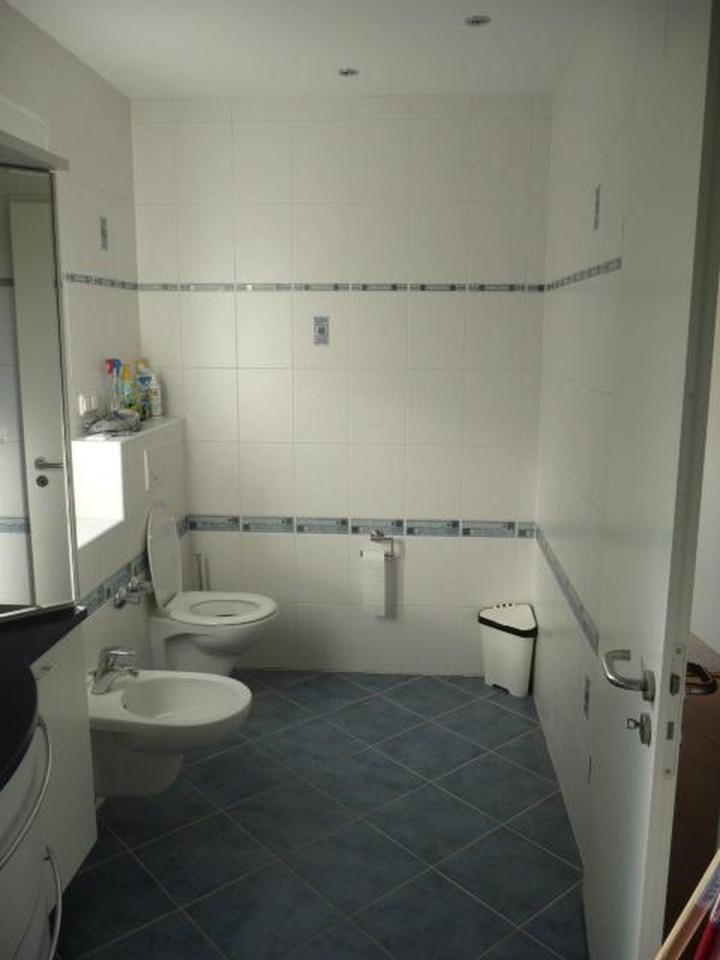 Zweifamilienrheieneckhaus mit 2 Eingängen in Köln Heimersdorf – Bild 6