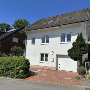 Einfamilienhaus mit Garten