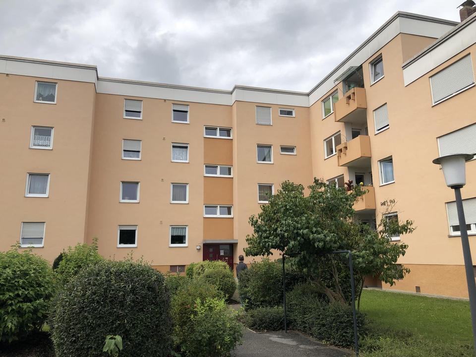 Vermietete, modernisierte 4,5-Zimmer-Wohnung mit Balkon und EBK in Landshut – Bild 14