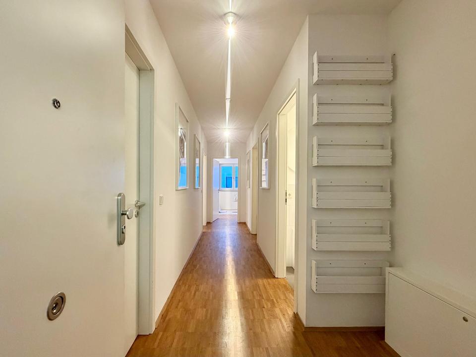 All-Inclusive-Miete: Vollmöbliertes WG-Zimmer mit exklusivem Balkon & Aufzug in Neubau-Siedlung! – Bild 6