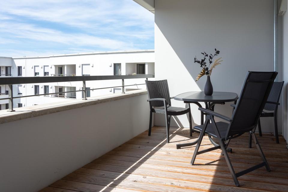 *wunderschönes Wohnambiente, 4 Zi, ca. 108 m², inkl. EBK, lux. Möblierung u. Balkon, zentrumsnah* – Bild 29