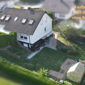 Freistehendes Einfamilienhaus mit Wärmepumpe, Garten & Doppelgarage, ruhige Lage, provisionsfrei!
