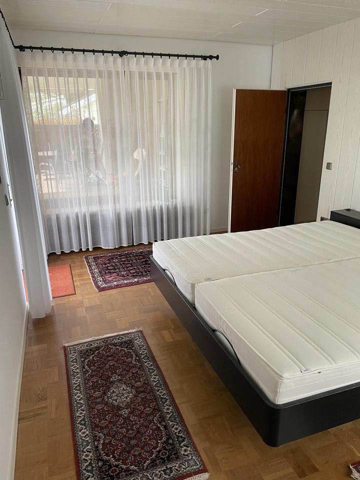 Großzügiges, helles Einfamilienhaus mit Einliegerwohnung, Massivbauweise, Sackgassenlage – Bild 30