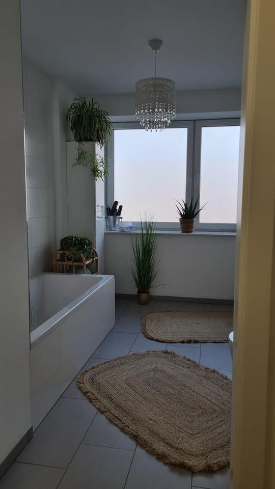 Tolle Wohnung im 1. OG mit 4 ZKB, EBK & Gäste-WC – Bild 13